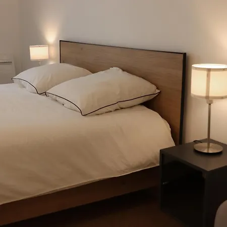 Hypercentre - Proche Place République Appartement *